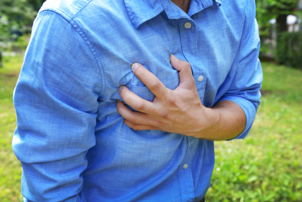 Đau vùng trước tim là biểu hiện của bệnh cơ tim hạn chế