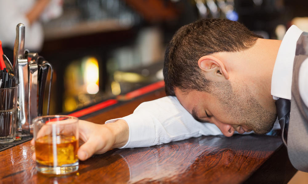 Nghiện rượu bia làm tăng nguy cơ mắc bệnh