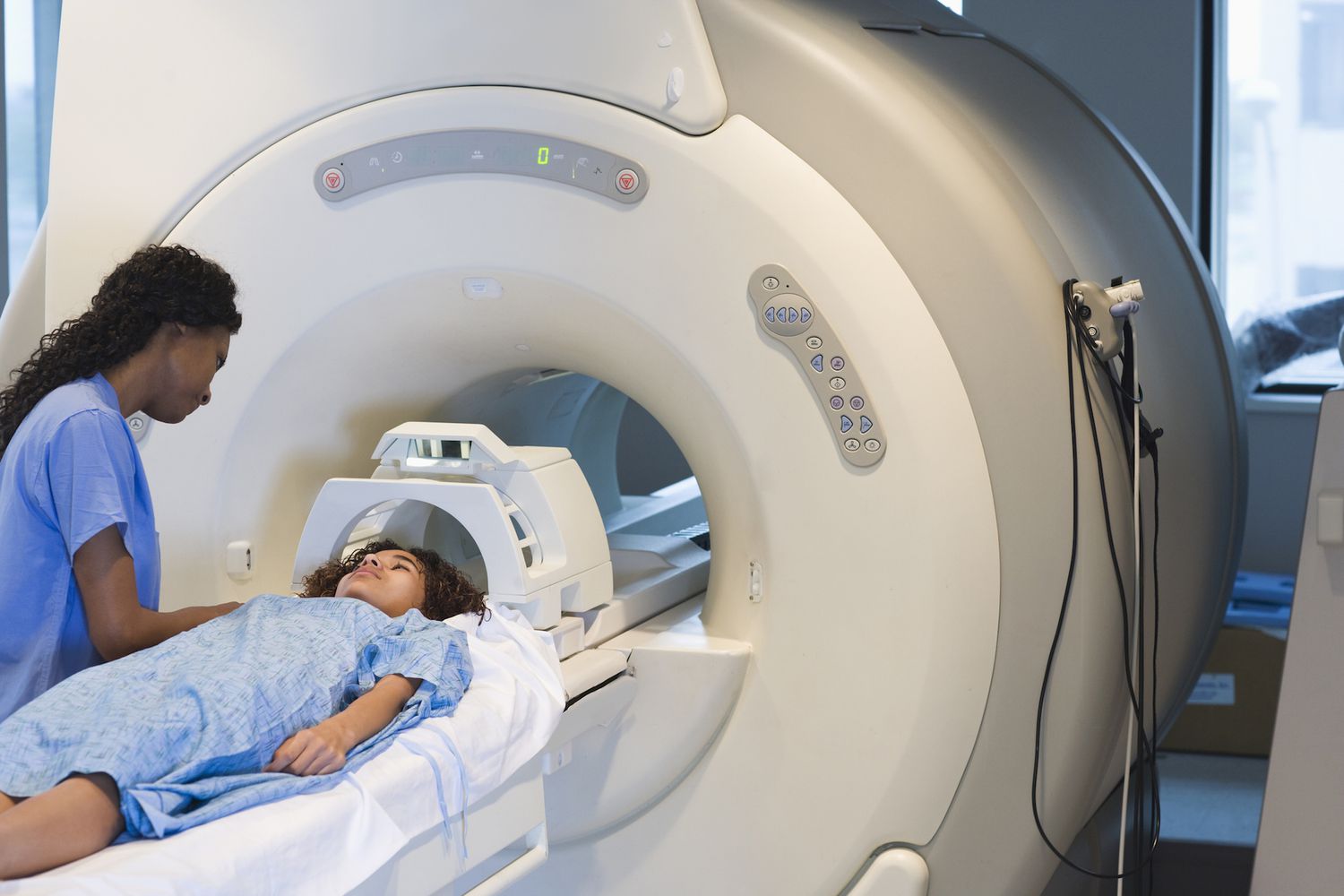 Bệnh nhân được chỉ định chụp MRI để chẩn đoán bệnh