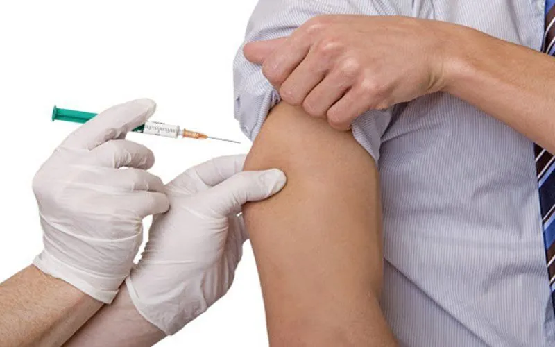 Tầm soát máu định kỳ để xác định tình trạng nhiễm virus viêm gan