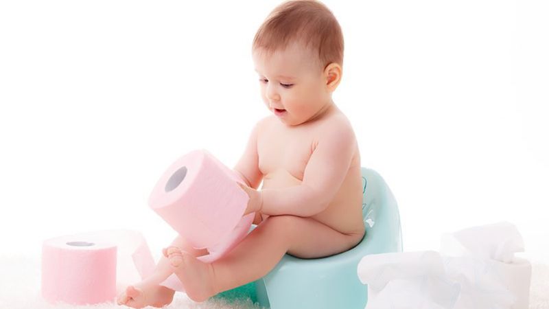 Một số trẻ có thể quấy khóc hoặc khó chịu khi hệ tiêu hóa bị rối loạn