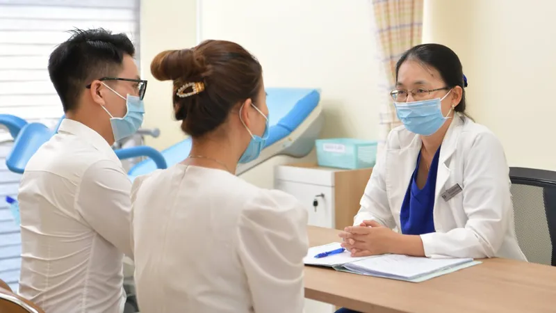 Bác sĩ tư vấn xét nghiệm AMH