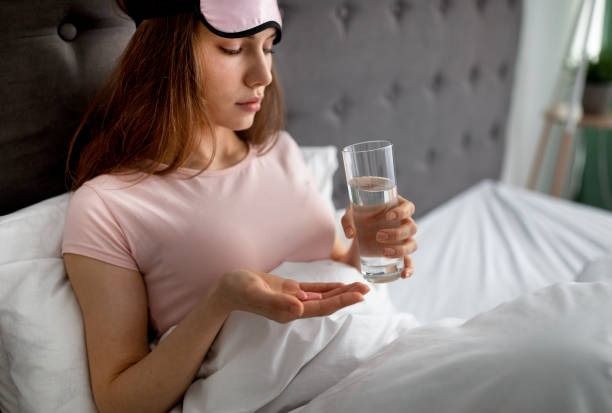 Người bệnh nên uống Anepzil vào buổi tối trước khi đi ngủ để hạn chế các tác dụng phụ lên đường tiêu hóa
