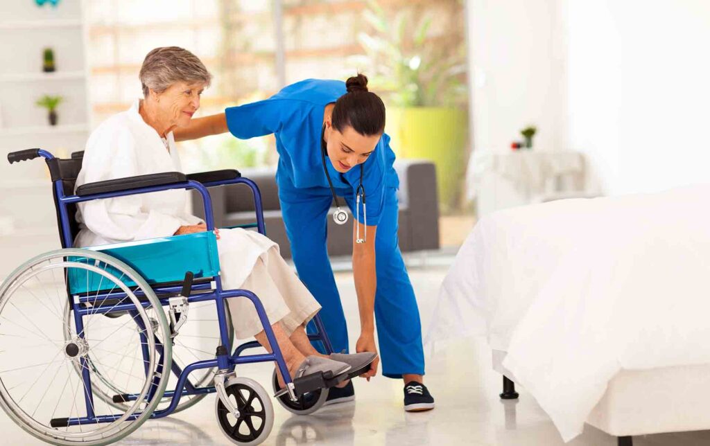Thăm khám lâm sàng và thực hiện xét nghiệm để chẩn đoán