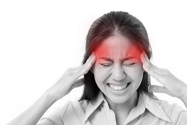 Hình ảnh  nhức đầu migraine với vùng đau đặc trưng.                