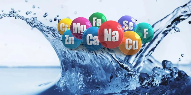 Nước bù khoáng là trợ thủ đắc lực giúp phục hồi thể lực nhanh chóng sau khi vận động nặng