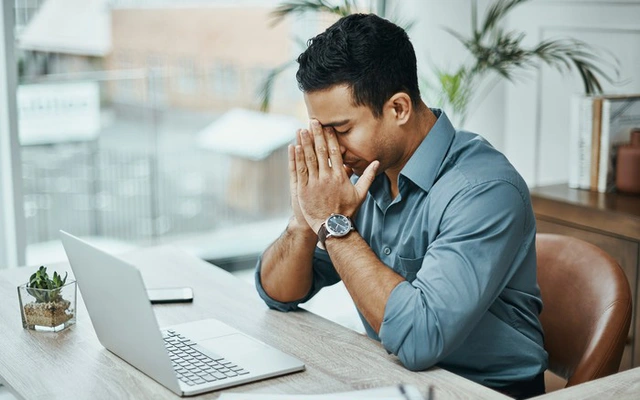 Stress có thể ảnh hưởng đến sức khỏe sinh sản nam giới theo nhiều cách