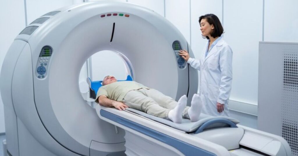 Chẩn đoán suy tuyến yên bằng Chụp cắt lớp vi tính (CT)