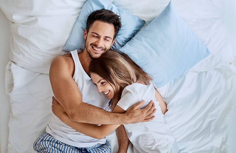 Thái độ của đàn ông sau khi quan hệ nói lên điều gì?