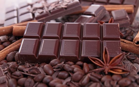 Người bệnh trào ngược dạ dày không nên ăn chocolate