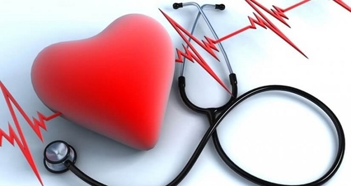 Nghỉ ngơi và theo dõi sức khỏe định kỳ giúp sản phụ sớm phát hiện những bất thường sau sinh 