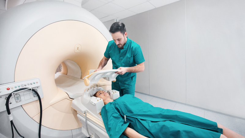 Minh hoạ về cơn động kinh xảy ra ở người lớn tuổi