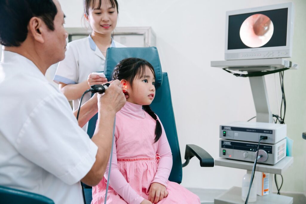 Khám tai định kỳ