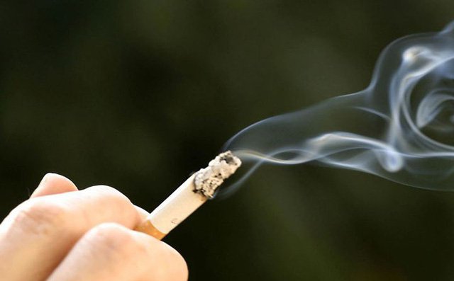 Hút thuốc lá có nguy cơ gây viêm phế quản co thắt