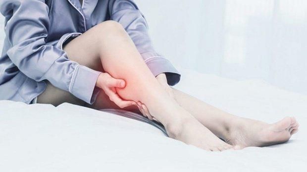 Tại sao bị chuột rút khi ngủ và cách xử lý hiệu quả