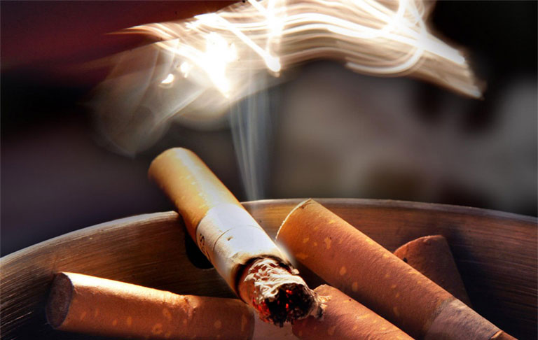 Tránh khói thuốc lá để hạn chế nguy cơ mắc bệnh xơ cứng bì toàn thể