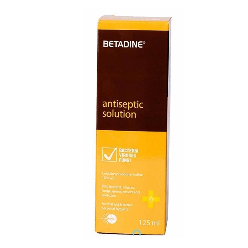 Dung dịch Betadine Antiseptic Solution 10% sát khuẩn da và niêm mạc (chai 125ml)