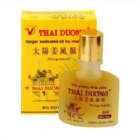 Dầu Gừng Thái Dương trị cảm cúm, sổ mũi, nghẹt mũi, chóng mặt, say tàu xe (chai 6ml)