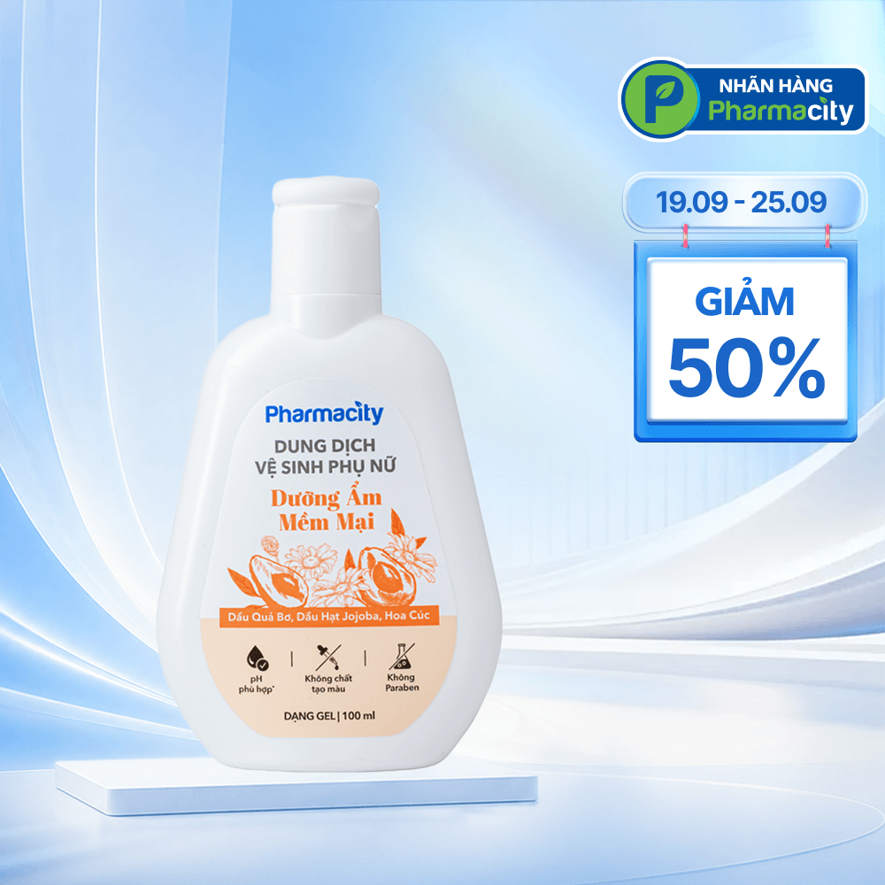 Dung dịch vệ sinh phụ nữ Pharmacity dạng gel dưỡng ẩm mềm mại (100ml)